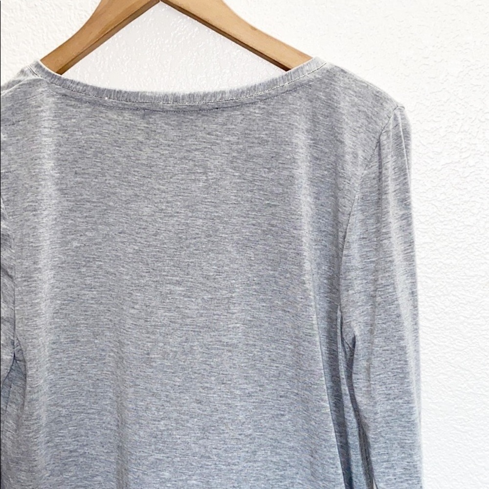 WHBM Gray V Neck Sparkle Detail Long Sleeve Top - Picture 10 of 10